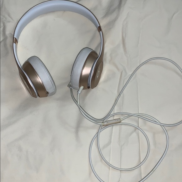 Apple Other - BEATS HEADPHONES